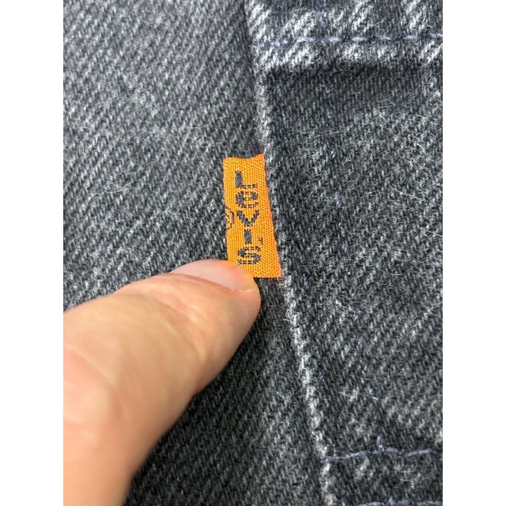 Vintage Levi's‎ 550 Relaxed Fit Black Denim Shorts Men's W42 11-95 Orange tag